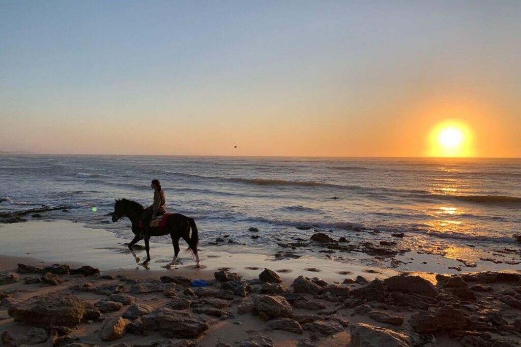 Melhores Praias em Essaouira: O Paraíso Ventoso da Costa Atlântica do Marrocos Praia de Diabat
